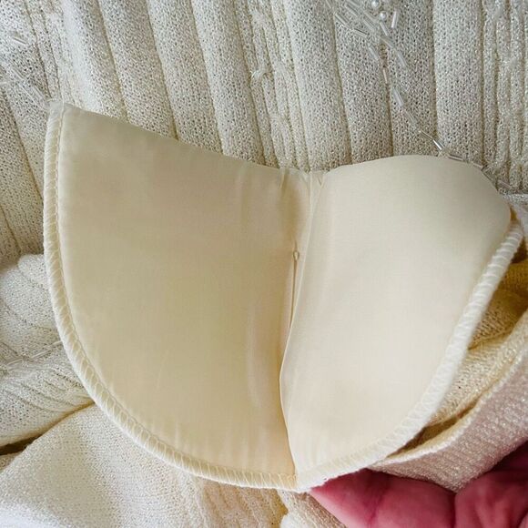 Vintage Alfred Dunner Petite Ivory Mock Neck Knit Top Beaded Leaves Subtle Green - Picture 8 of 8